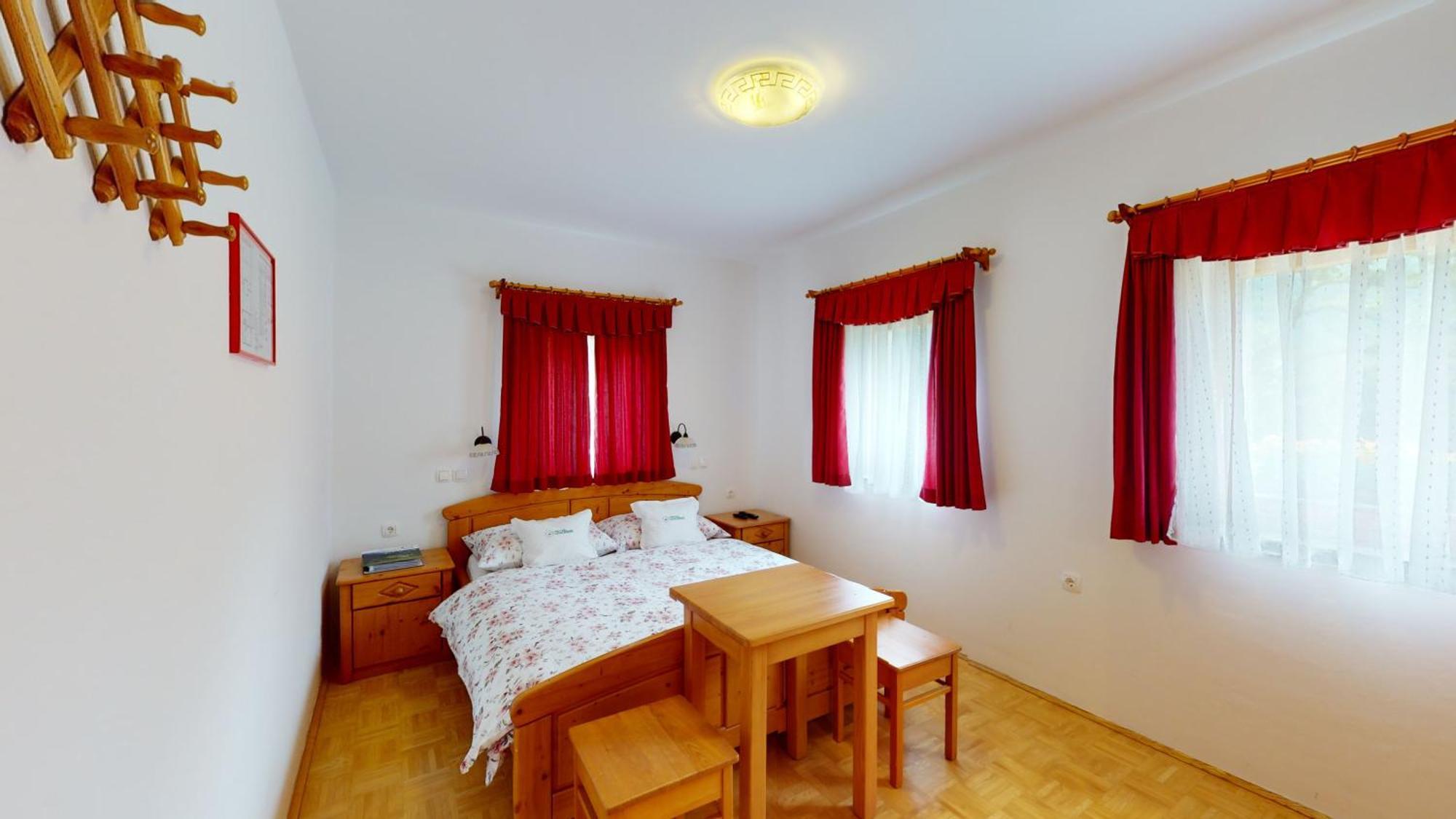 Tourist Farm Gradisnik Apartment Solčava Екстериор снимка