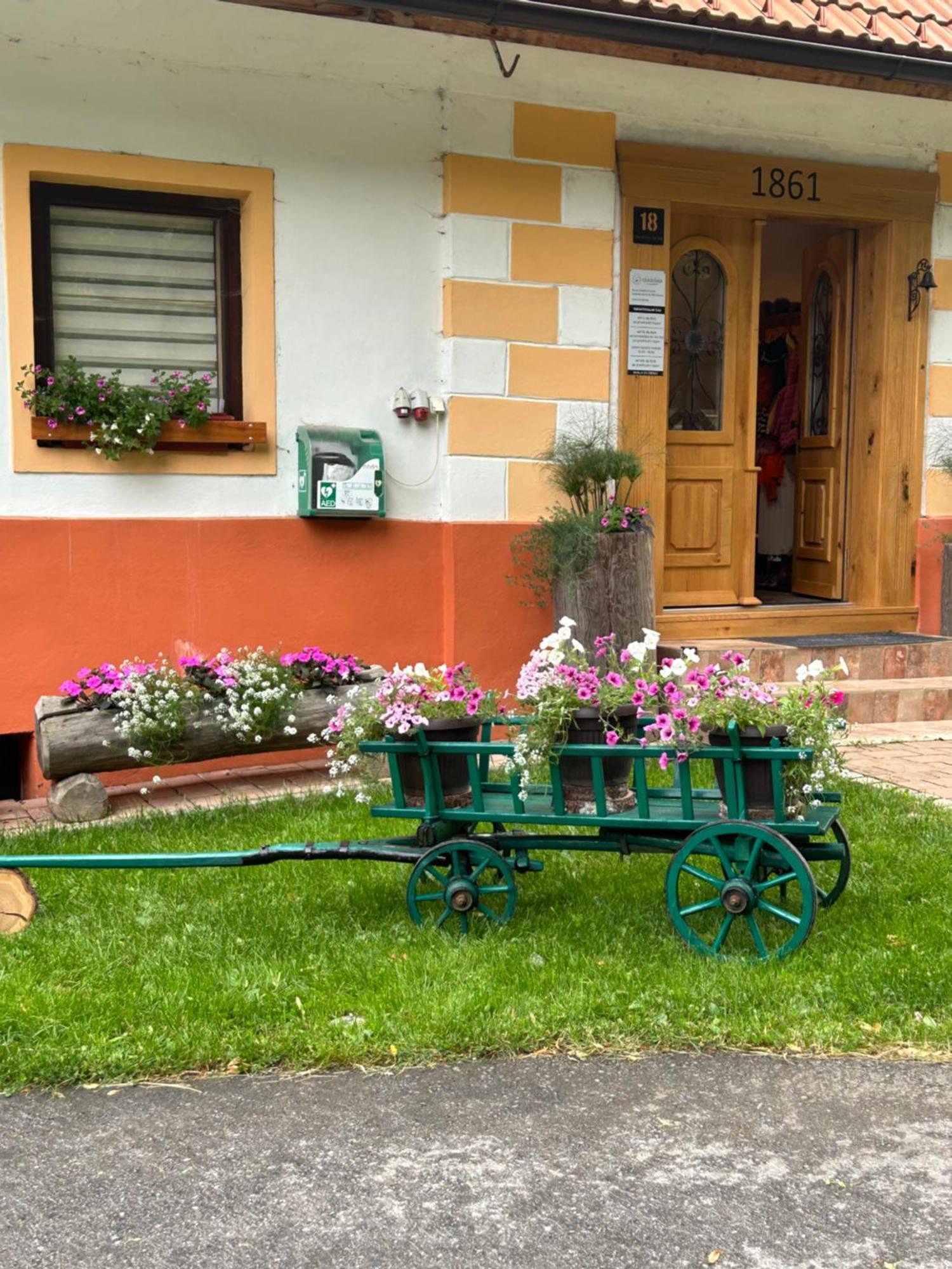 Tourist Farm Gradisnik Apartment Solčava Екстериор снимка