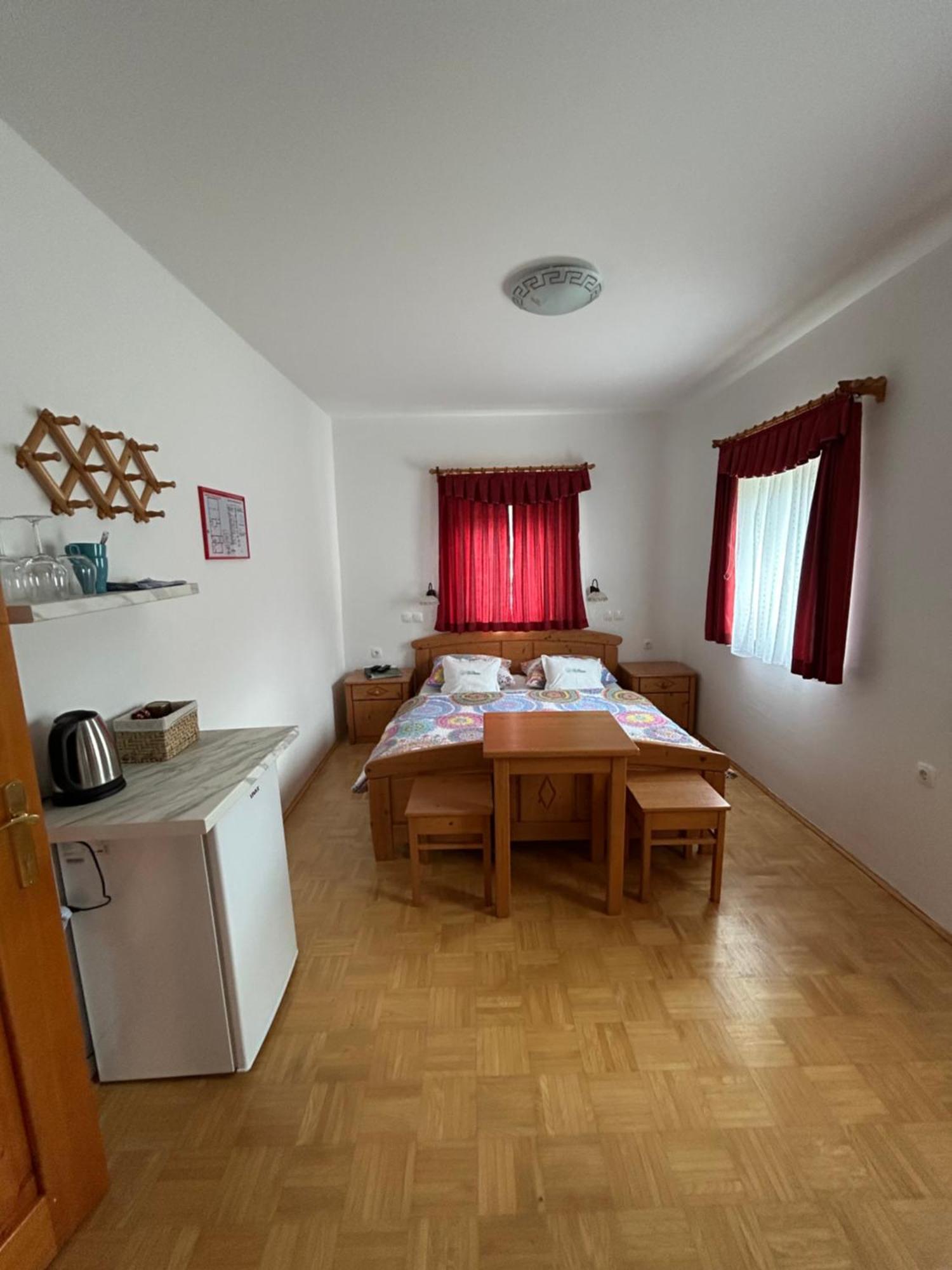 Tourist Farm Gradisnik Apartment Solčava Екстериор снимка