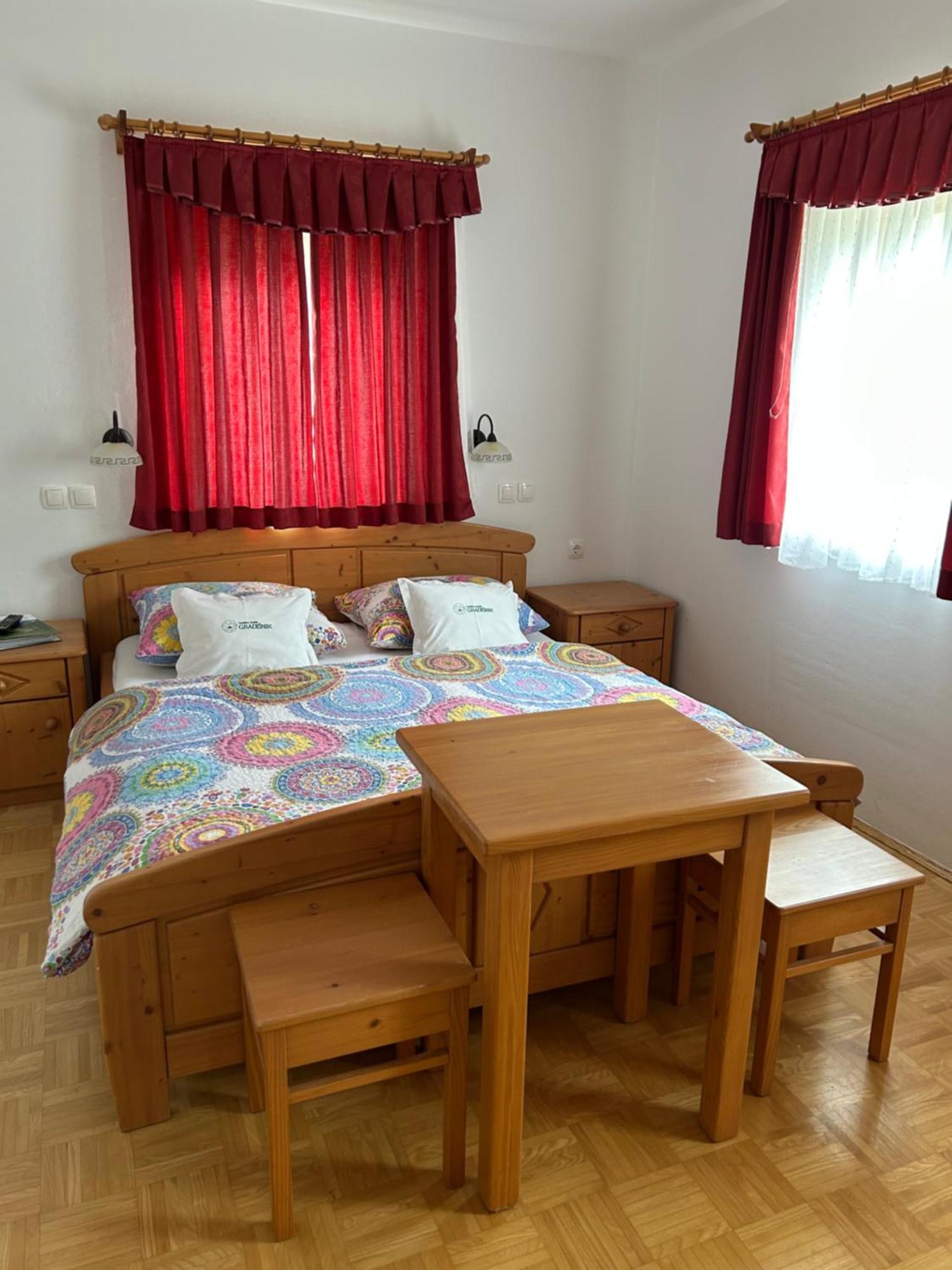 Tourist Farm Gradisnik Apartment Solčava Екстериор снимка